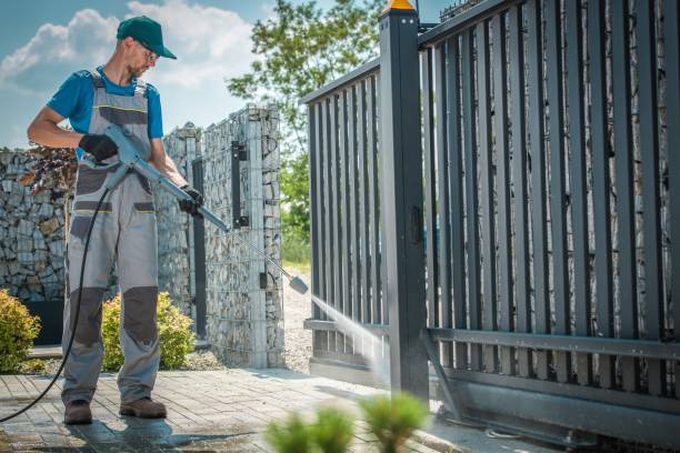 Best Driveway Pressure Washing  in Urbana, MD